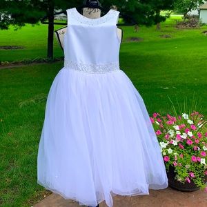 Little Maiden flower girl dress size: 6/8